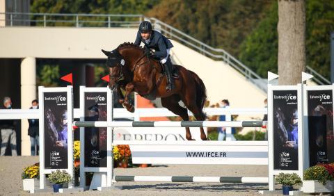 Cavalier de la Fédération d’Équitation d’Espagne